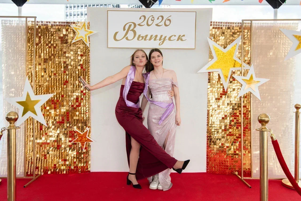 Премиум выпускной на теплоходе Ривьера 23, 24, 25, 26 и 27 июня 2027 — фото 10