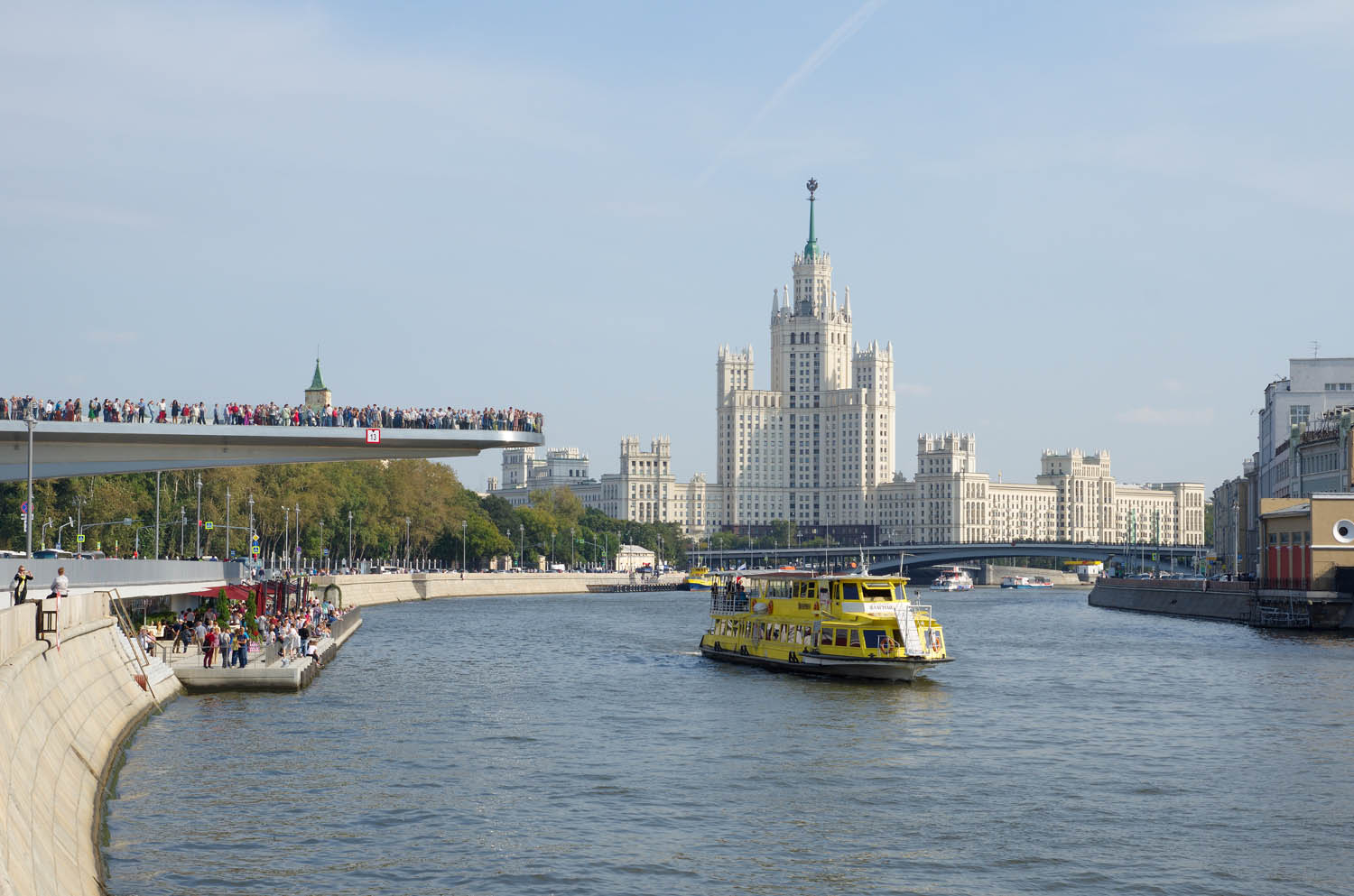 Речная прогулка по центру Москвы от парка Зарядье до причала Киевский вокзал — фото 6