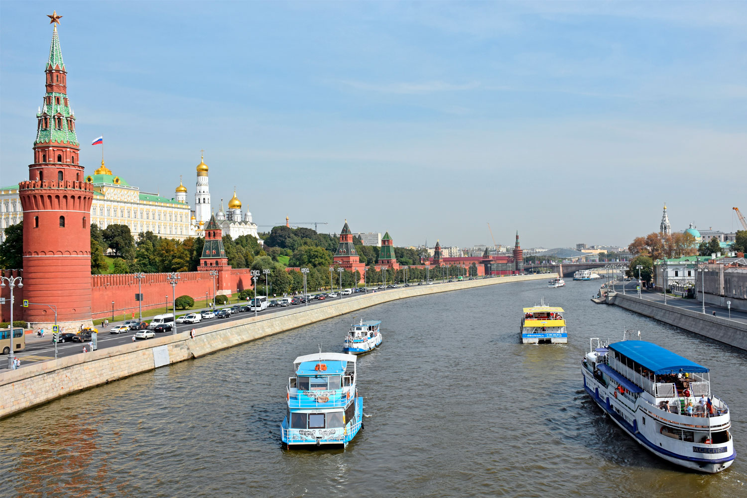 Речная прогулка по центру Москвы от Парка «Зарядье» (круговая) — фото 10