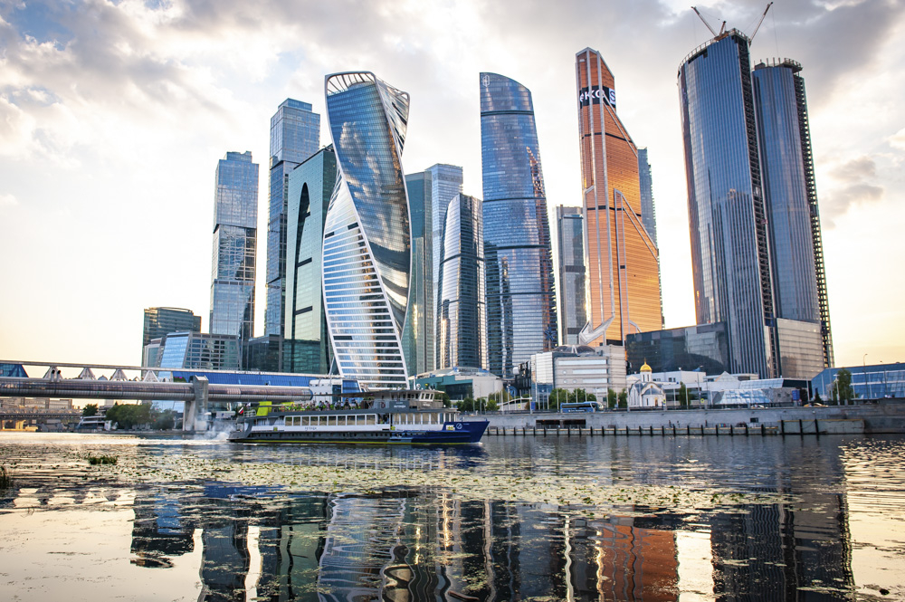Речная прогулка «Московская Гранд прогулка» с музыкальной программой и ужином — фото 14